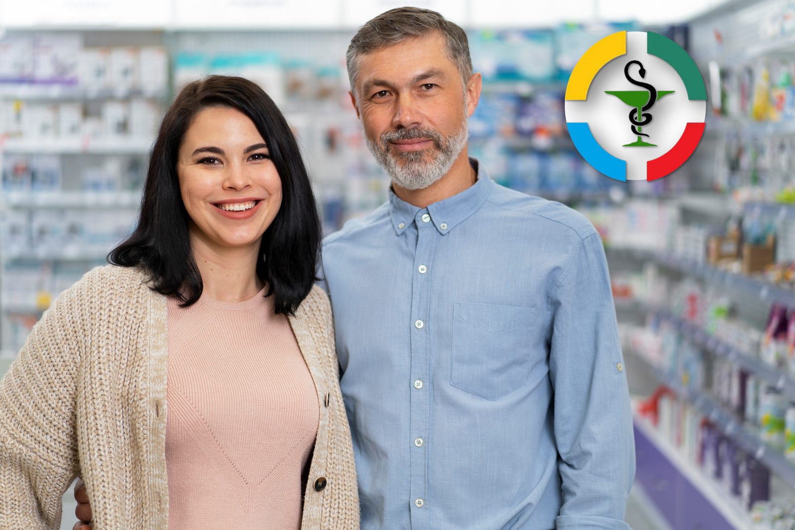 Clientes acolhidos no balcão da farmácia